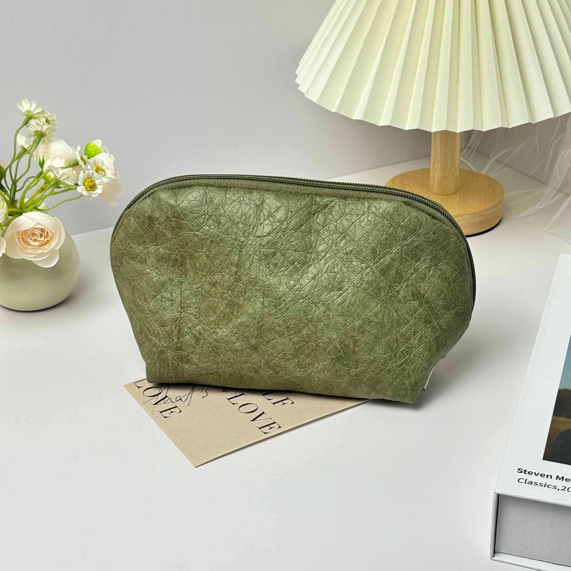 Shell Shaped Paper Travel Bag